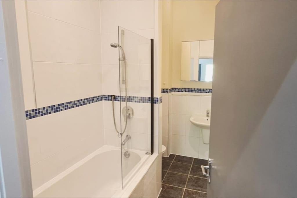 Luxury 2 Bed 2 Bath Suite プレストン エクステリア 写真