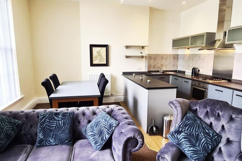 Luxury 2 Bed 2 Bath Suite プレストン エクステリア 写真